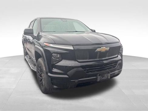 Used 2024 Chevrolet Silverado EV W/T image 8