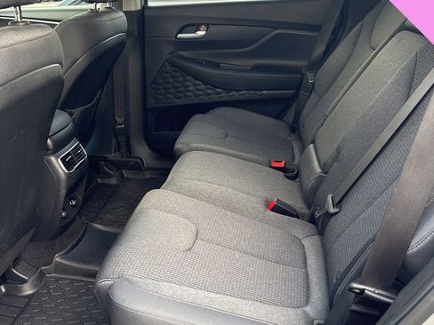 Used 2023 Hyundai Santa Fe SE image 18