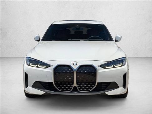 Certified 2023 BMW i4 eDrive40 w/ Premium Package RWD image 2