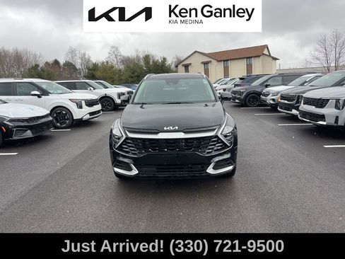Certified 2025 Kia Sportage EX image 2