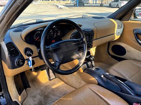 Used 1999 Porsche Boxster image 17