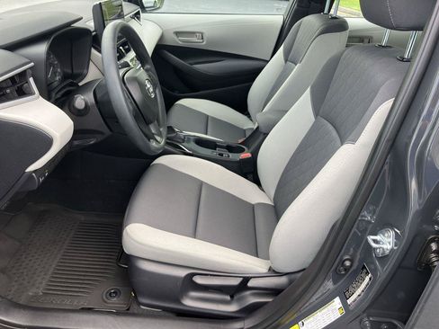 Certified 2025 Toyota Corolla LE w/ Convenience Package FWD image 12