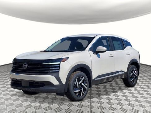 New 2025 Nissan Kicks SV image 1