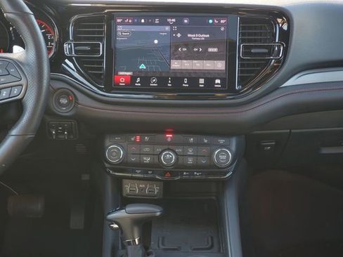 Used 2024 Dodge Durango R/T image 33