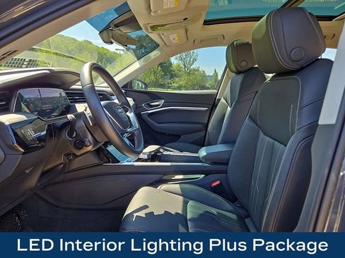 Used 2024 Audi Q8 e-tron Prestige w/ Prestige Package AWD/4WD image 2