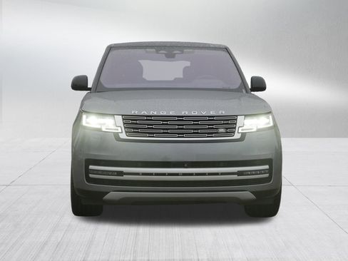 Used 2023 Land Rover Range Rover Autobiography image 2