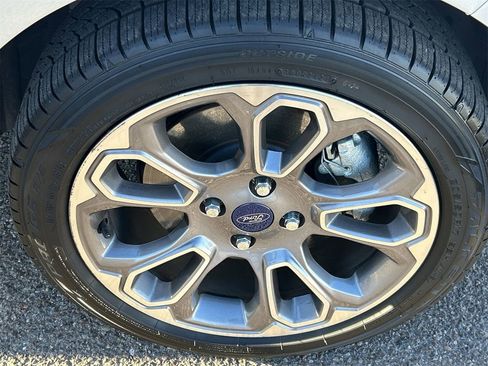 Used 2018 Ford EcoSport Titanium image 7