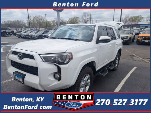 Used 2018 Toyota 4Runner SR5 Premium image 1