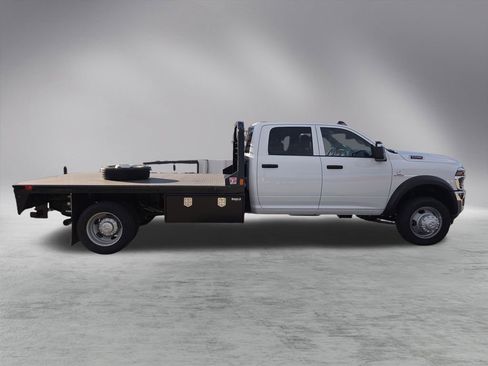 New 2026 RAM 5500 Tradesman w/ Chrome Appearance Group image 8