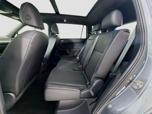 Certified 2023 Volkswagen Tiguan SE R-Line FWD image 24