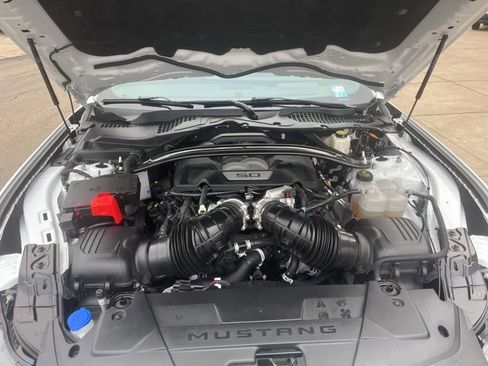 Used 2025 Ford Mustang GT Premium w/ GT Performance Package image 27