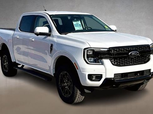New 2025 Ford Ranger Lariat w/ FX4 Off-Road Package image 2