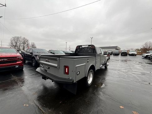 New 2026 RAM 5500 Tradesman w/ Laramie Trim Package image 9