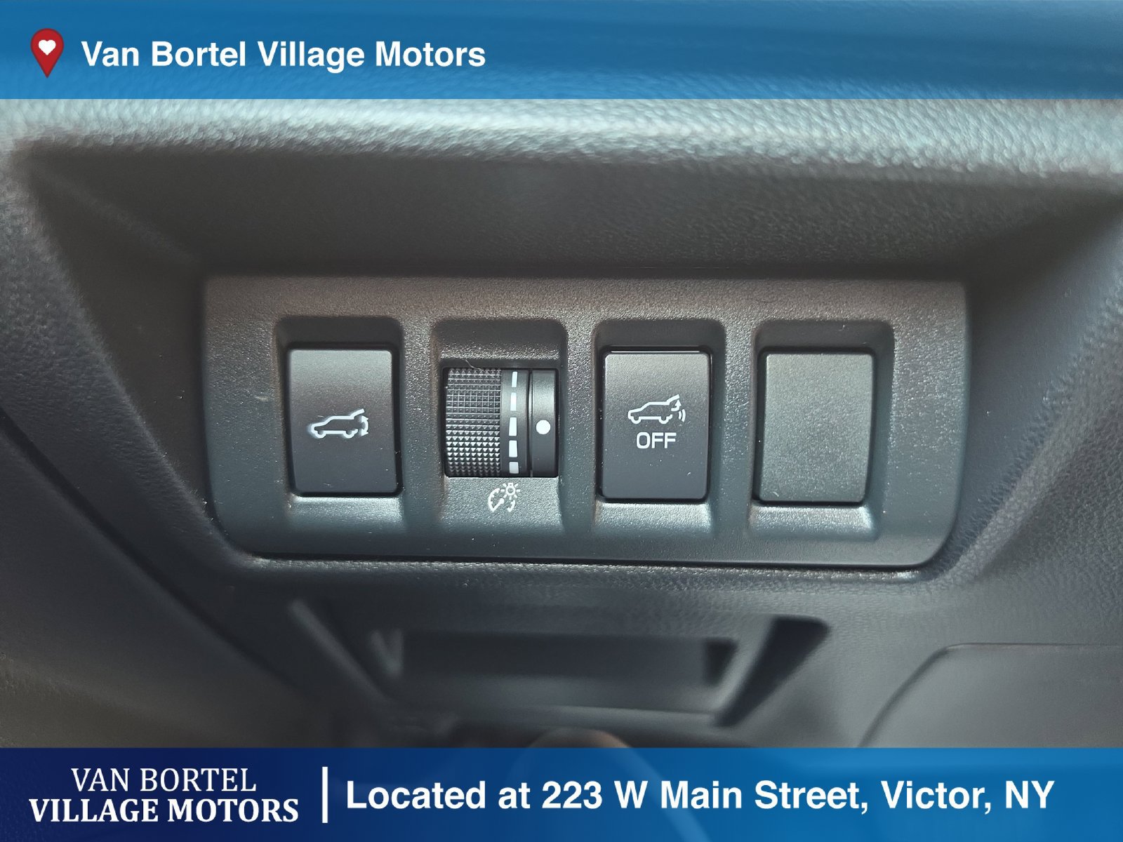 Used 2020 Subaru Outback Touring AWD/4WD image 19