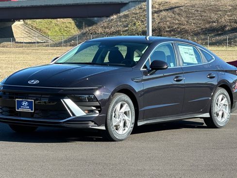 Used 2025 Hyundai Sonata SE image 7