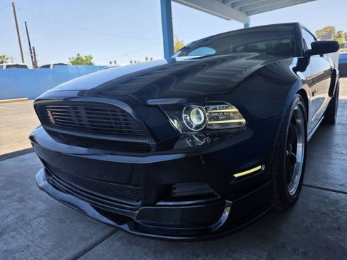 Used 2014 Ford Mustang GT RWD image 5