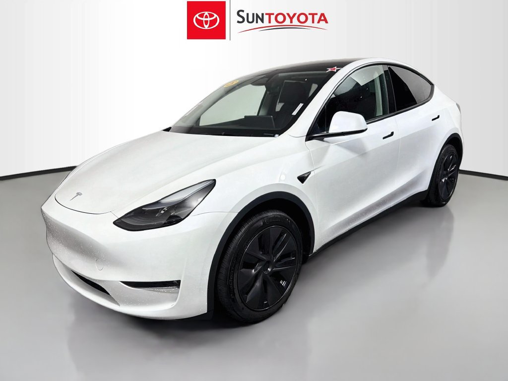 Used 2025 Tesla Model Y Long Range AWD/4WD image 7