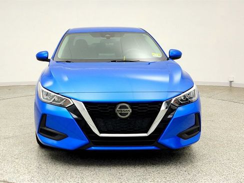 Used 2021 Nissan Sentra SV FWD image 2