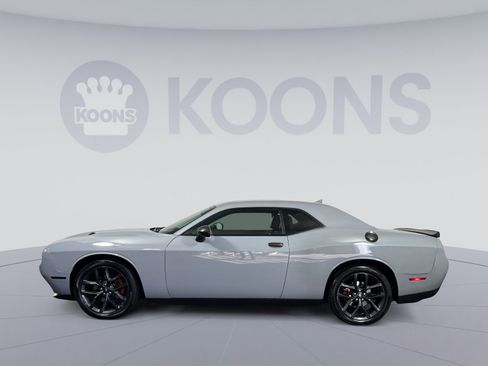 Used 2021 Dodge Challenger SXT w/ Plus Package image 2