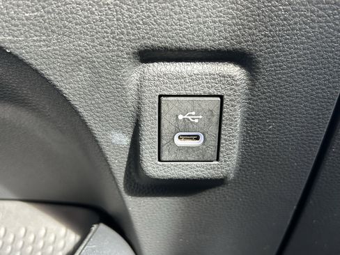 Certified 2023 Toyota Corolla LE image 29