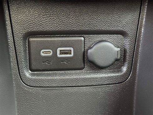 Used 2020 Chevrolet Spark LT image 9