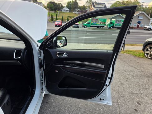 Used 2016 Dodge Durango R/T image 17