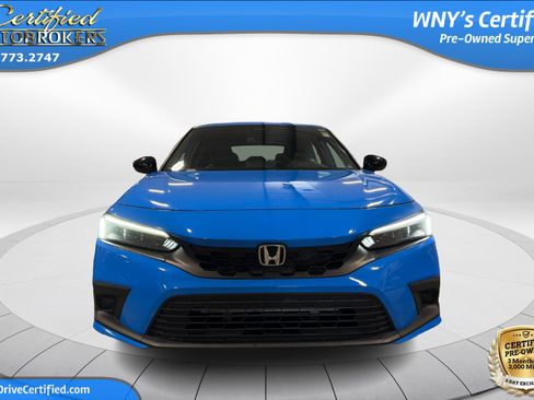 Used 2022 Honda Civic Sport image 2