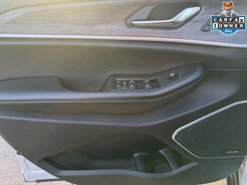 Certified 2021 Jeep Grand Cherokee L Limited image 18