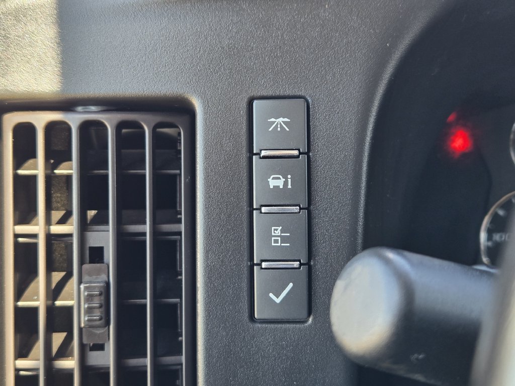 Used 2023 GMC Savana 3500 w/ Driver Convenience Package RWD image 24