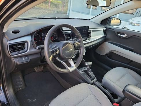 Used 2023 Kia Rio S image 11
