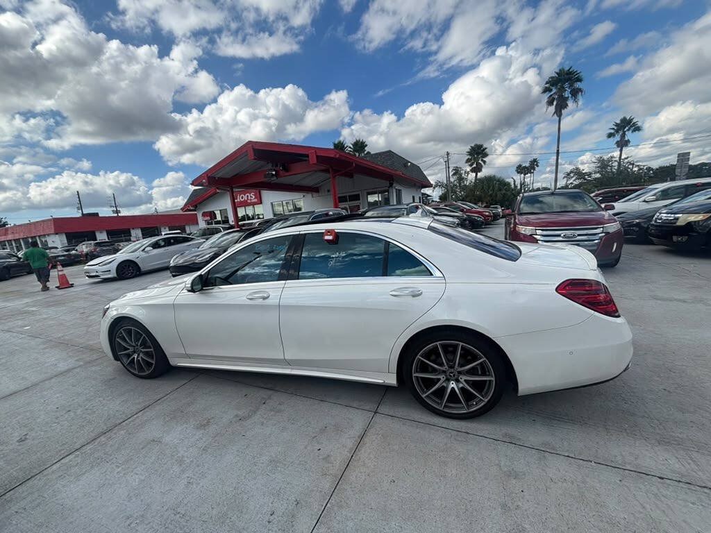 Used 2018 Mercedes-Benz S 560 Sedan image 8