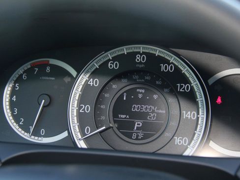 Used 2015 Honda Accord LX image 14