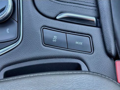 Used 2024 Cadillac XT6 Premium Luxury FWD image 32