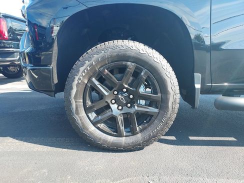 New 2026 Chevrolet Silverado 1500 LT Trail Boss w/ Convenience Package II AWD/4WD image 9