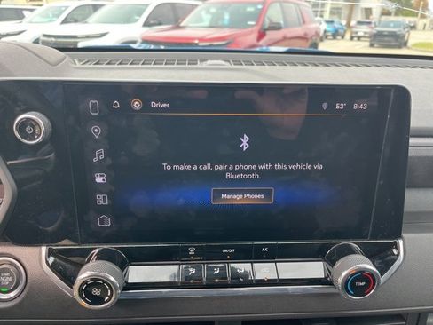 Used 2024 Chevrolet Colorado Trail Boss image 25