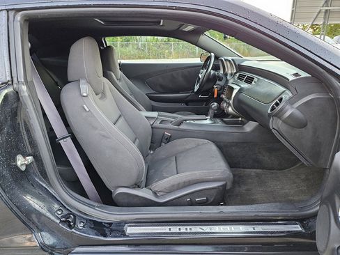 Used 2015 Chevrolet Camaro LT w/ RS Package image 8