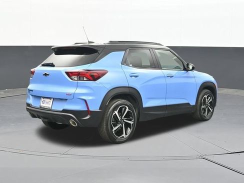 Used 2023 Chevrolet TrailBlazer RS w/ Sun and Liftgate Package FWD image 14