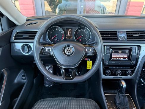 Used 2016 Volkswagen Passat 1.8T S image 29