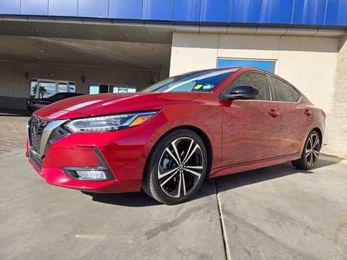 Used 2023 Nissan Sentra SR w/ SR Premium Package image 2