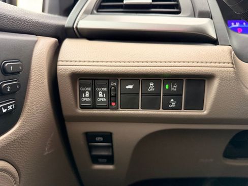 Used 2019 Honda Odyssey EX-L image 23
