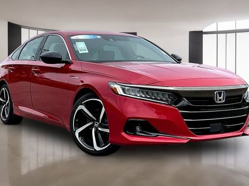 Used 2022 Honda Accord Sport image 3