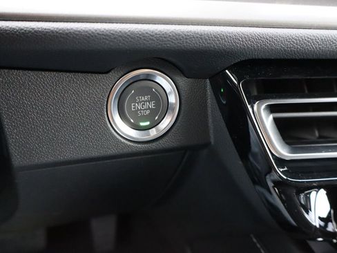 New 2026 Chevrolet Traverse LT w/ Midnight/Sport Edition image 14