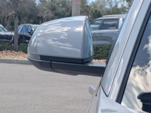 Used 2024 Hyundai Ioniq 5 SEL image 11