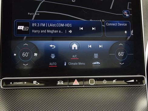 Used 2024 Mercedes-Benz C 300 Sedan image 31