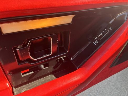 Used 1989 Chevrolet Corvette Convertible image 17