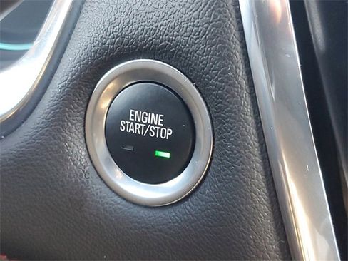 Certified 2023 Chevrolet Traverse RS image 25