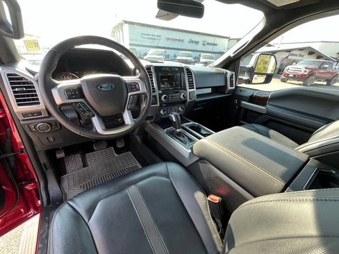 Used 2015 Ford F150 Platinum w/ Equipment Group 701A Luxury AWD/4WD image 10