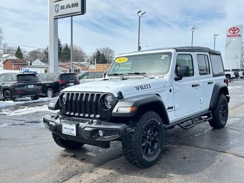 Used 2023 Jeep Wrangler Willys image 5