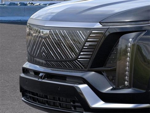 New 2026 Cadillac Vistiq Platinum w/ LPO, Floor Liner Package image 13