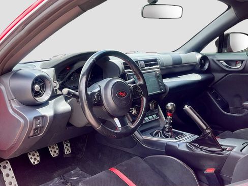 Used 2023 Subaru BRZ Limited RWD image 9